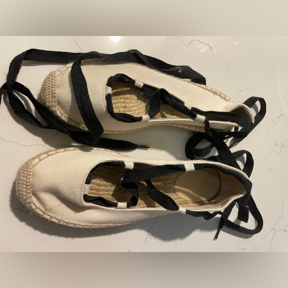 J Crew Women LaceUp Ankle Wrap Espadrille Ballet Canvas Flat Beige Shoes Size 7